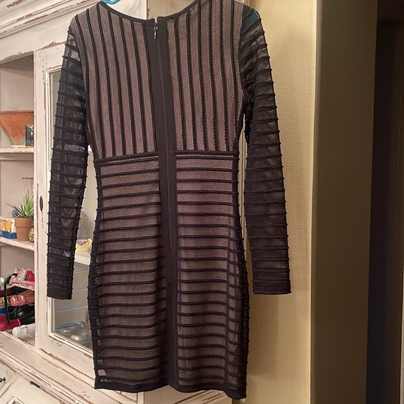 Black body con with nude underlay - Picture 2 of 2